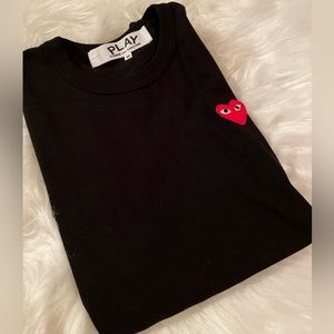🖤 Comme des garçons PLAY heart tee 🖤